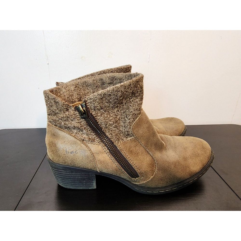 Boc Bendell Side Zipper Faux Leather Ankle Booties Sz 7.5 Herring Bone Taupe 2in